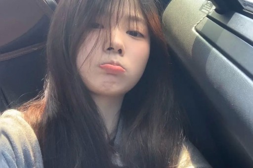 迪丽热巴vs赵丽颖：同为顶流女神差距真的比想象更大