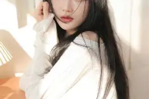 网红红毯无滤镜惊天反转：皮皮朱脸肿孙恩盛瘦成杆 全网热议撞脸原形毕露