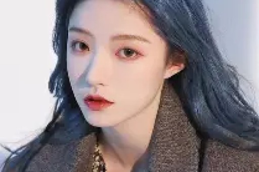 奶糖Logo“白桃少女”：设计寓意、视觉识别与使用解读