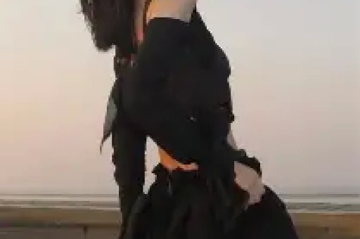 热点解读涌入小红书的外国人爱看什么？